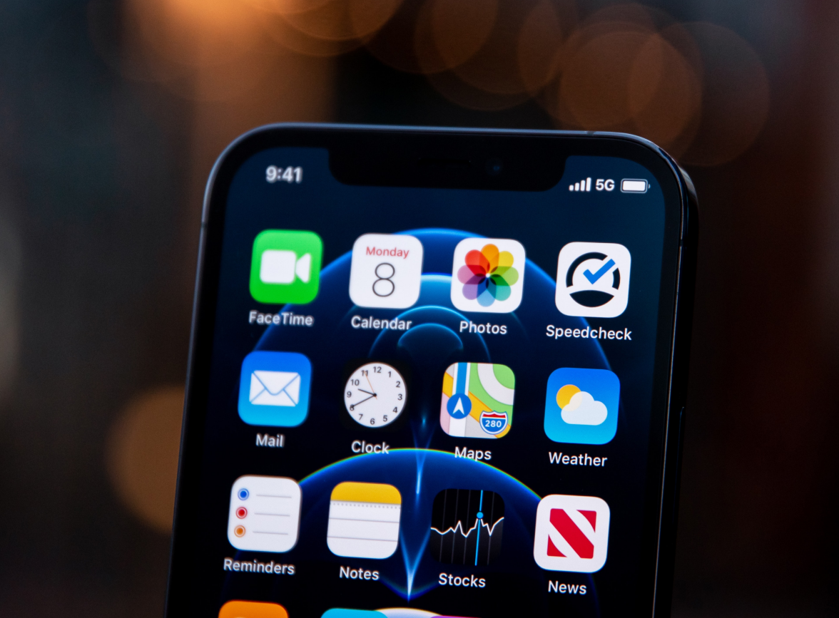 新罗苹果手机维修分享为什么 iPhone 12 在冬季会自动关机 