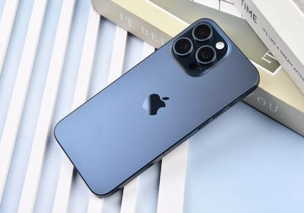 新罗苹果维修点分享iPhone 15 Pro Max屏幕更换全新实操风险 